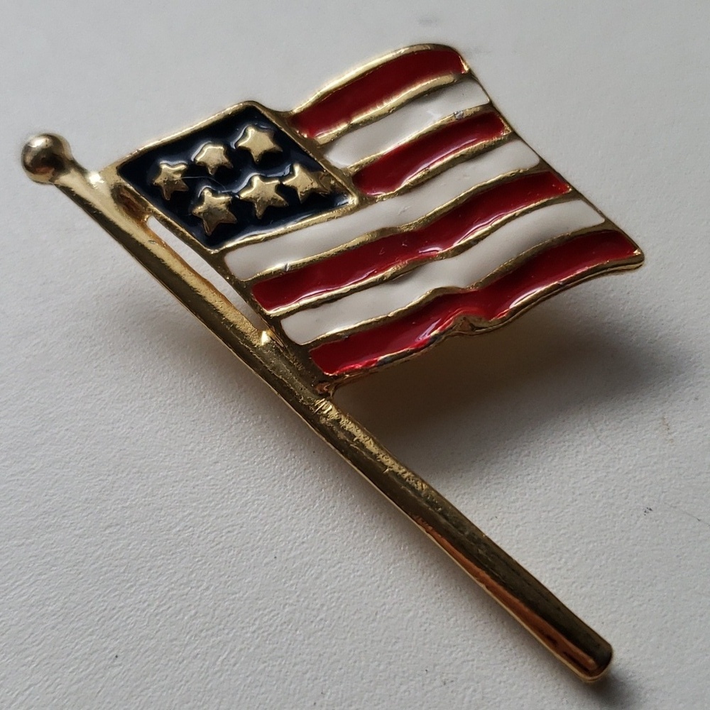 Vintage American Flag / Brooch / Pin / Enameled / Patriotic/ "Old Glory"